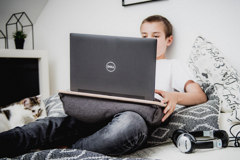 Laptop-Betttablett Paw Trail Schaumstoff-Kissenständer